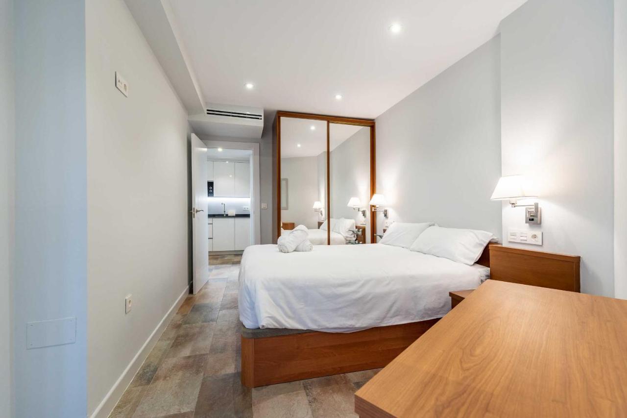 Apartamentos Dr28 A 250 M De La Playa Fuengirola Buitenkant foto