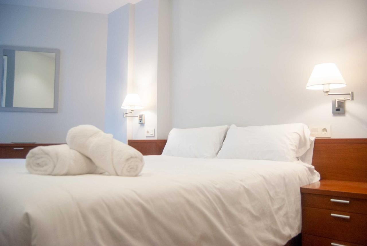 Apartamentos Dr28 A 250 M De La Playa Fuengirola Buitenkant foto